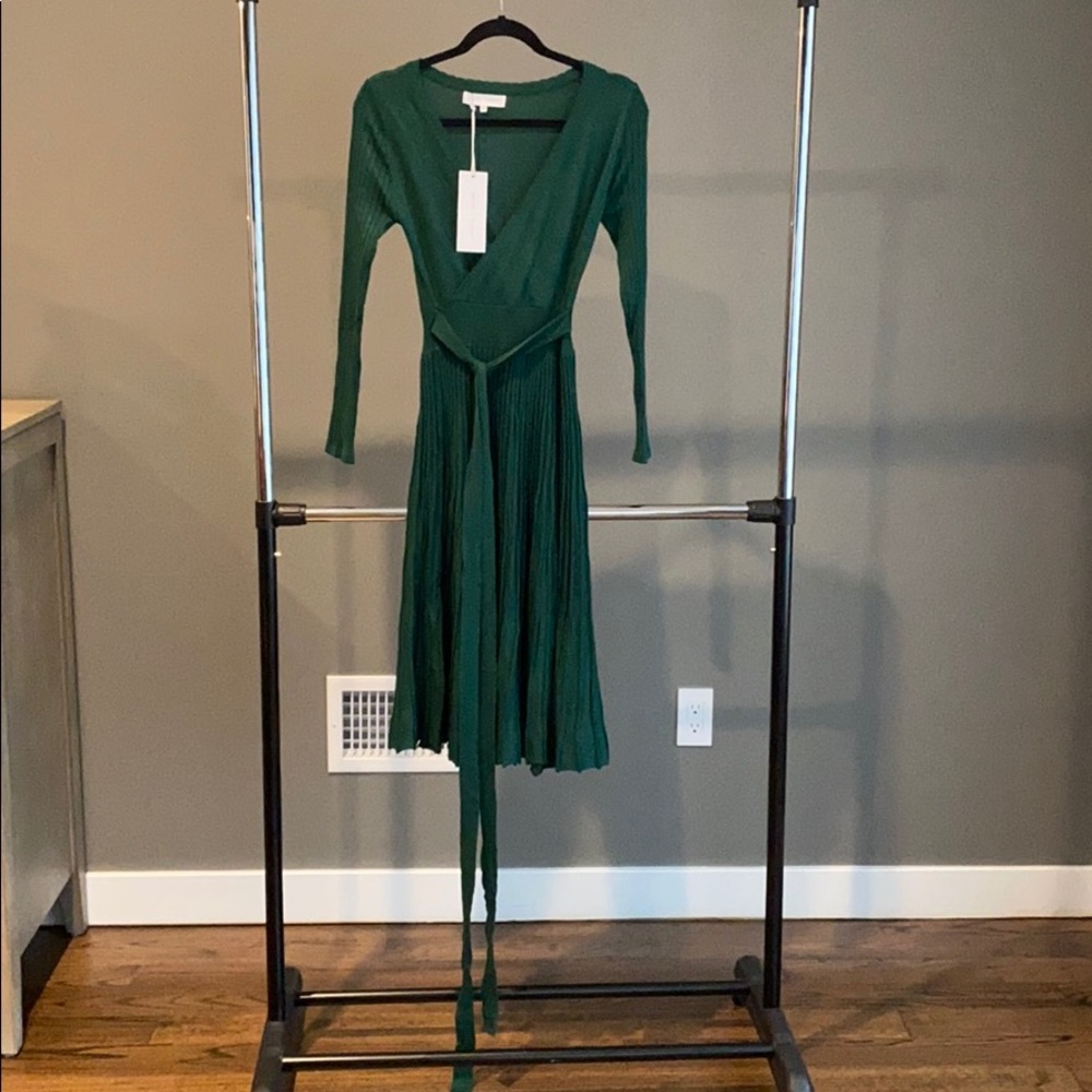 Emerald Green Sweater dress. Tags on.